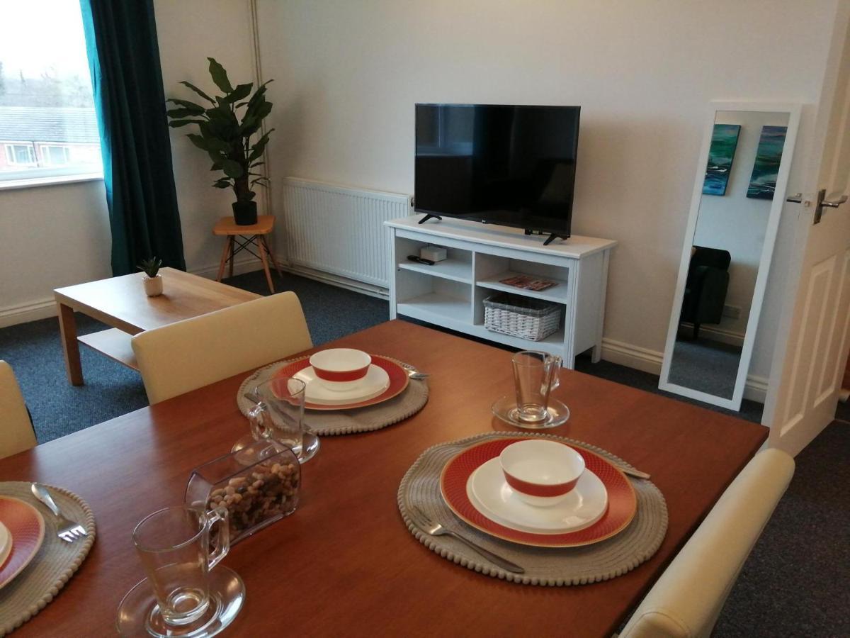 The Hillside Apartment - King'S Norton Бирмингам Екстериор снимка