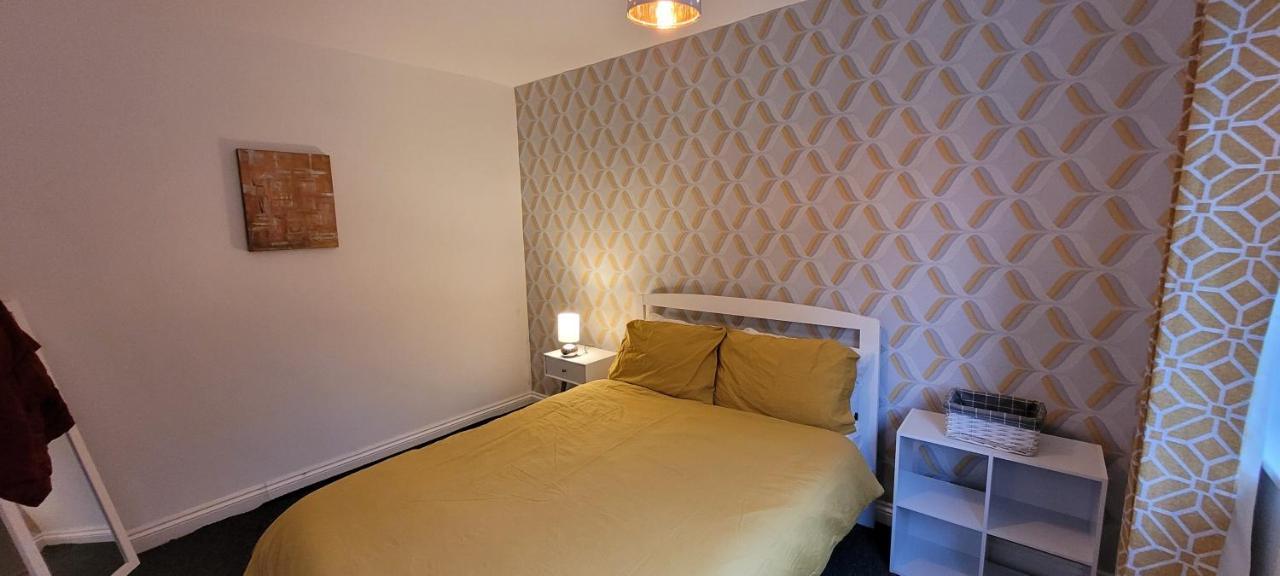 The Hillside Apartment - King'S Norton Бирмингам Екстериор снимка